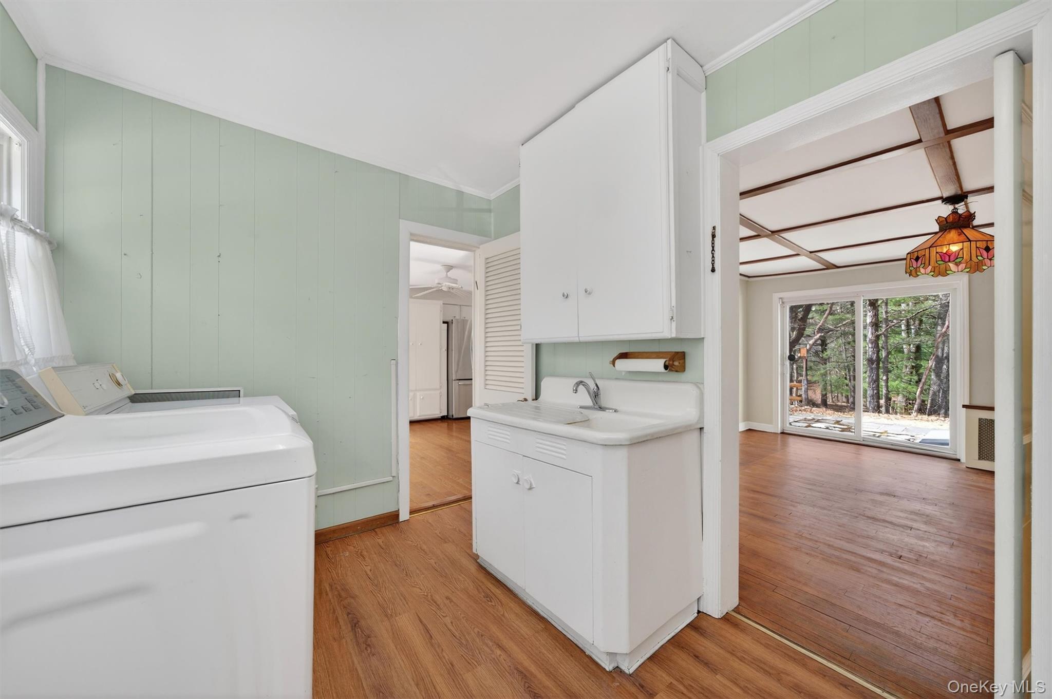 41 Whitlock Road Otisville, NY 10963 - Photo 23 of 48 Combo laundry room/mud room with entrance off the driveway