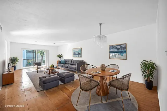 $2,200 | 3360 Spanish Moss Terrace, Unit 311, Lauderhill, FL 33319