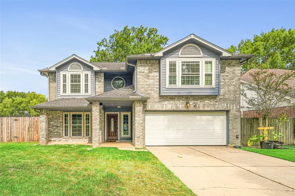 $2,650 | 2122 Courtshire Lane, Sugar Land, TX 77478