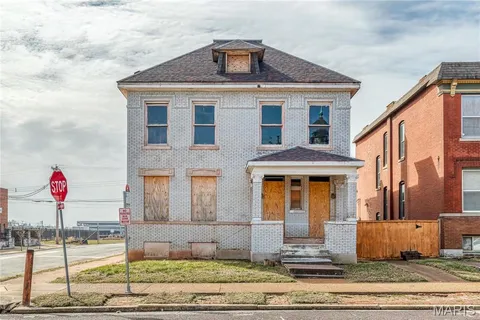 $149,900 | 2300 St Louis Avenue, St. Louis, MO 63106