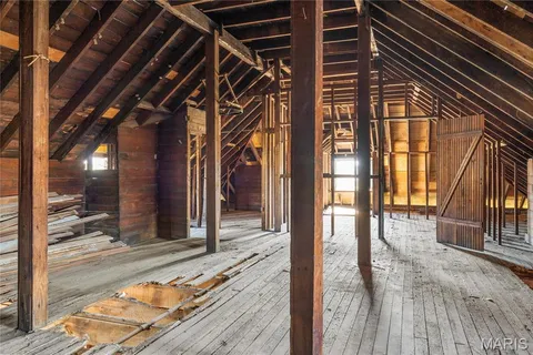 $149,900 | 2300 St Louis Avenue, St. Louis, MO 63106