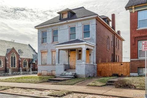 $149,900 | 2300 St Louis Avenue, St. Louis, MO 63106