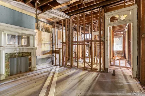 $149,900 | 2300 St Louis Avenue, St. Louis, MO 63106