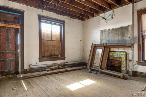 $149,900 | 2300 St Louis Avenue, St. Louis, MO 63106