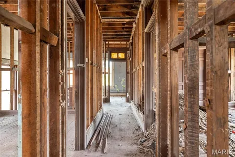 $149,900 | 2300 St Louis Avenue, St. Louis, MO 63106