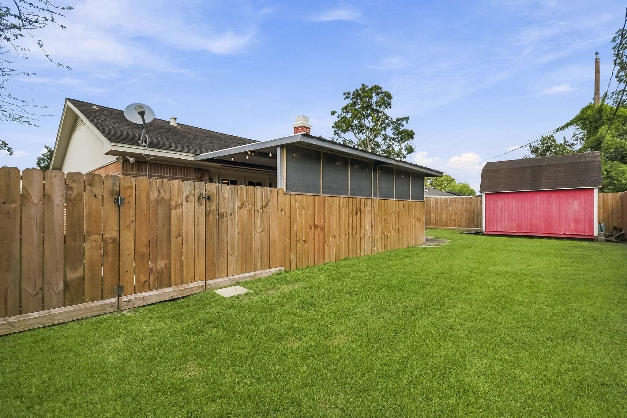 4812 Mistletoe Road Pasadena, TX 77505 - Photo 19 of 23 Gallery Image 19