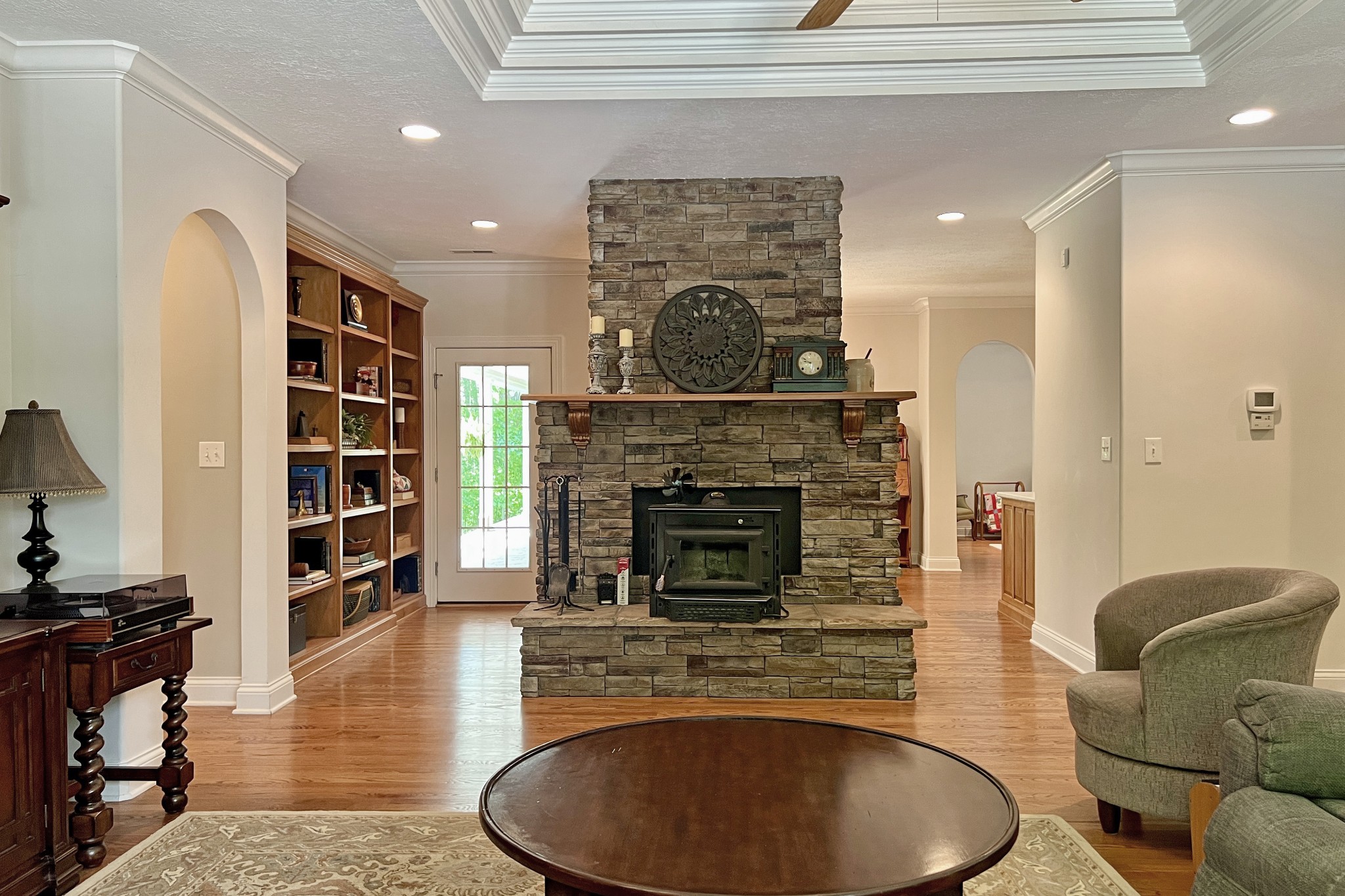 1371 Johns Loop Road Franklin, KY 42134 - Photo 18 of 72 a living room with furniture and a fireplace
