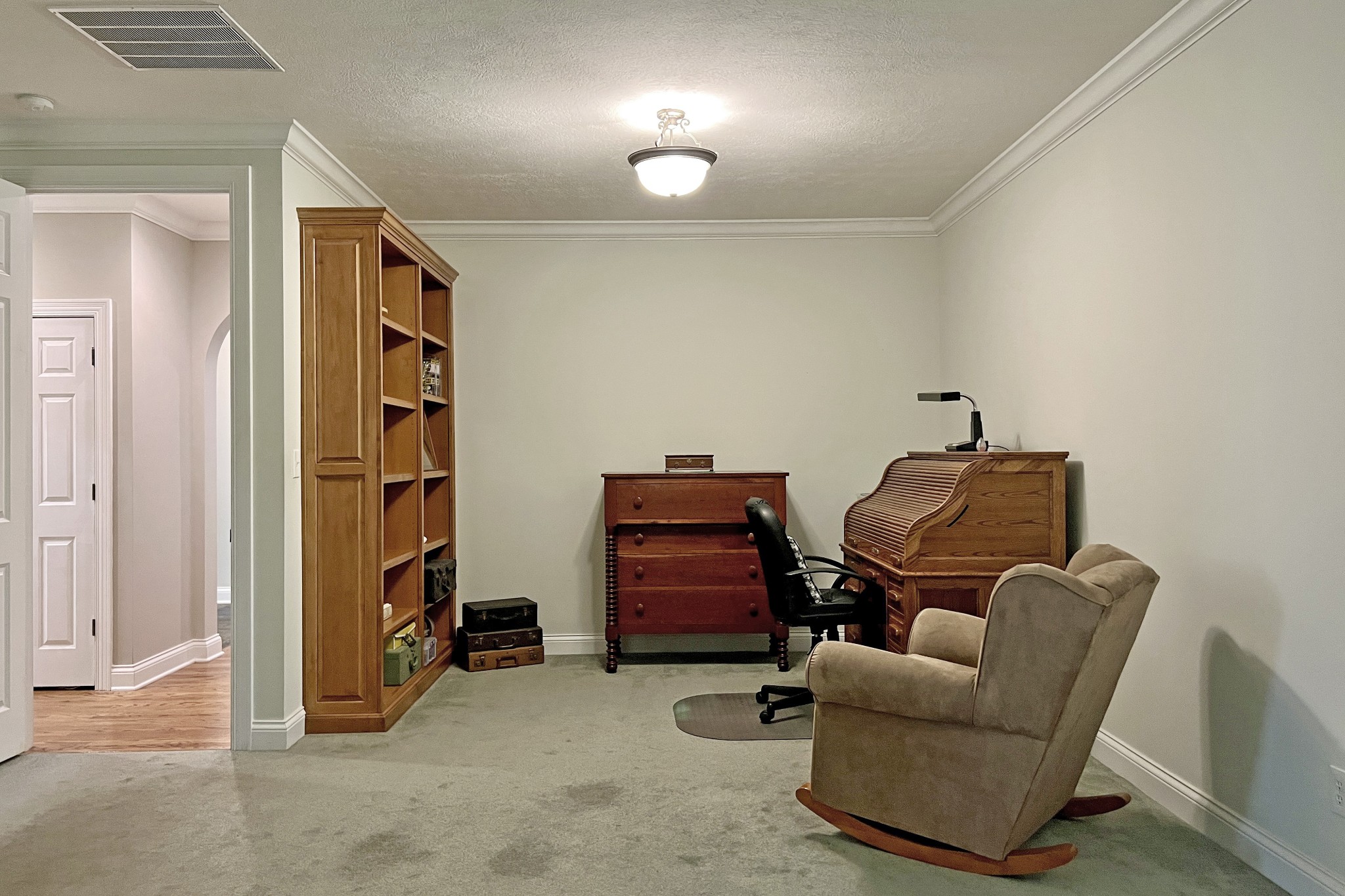 1371 Johns Loop Road Franklin, KY 42134 - Photo 24 of 72 a room with furniture and a closet