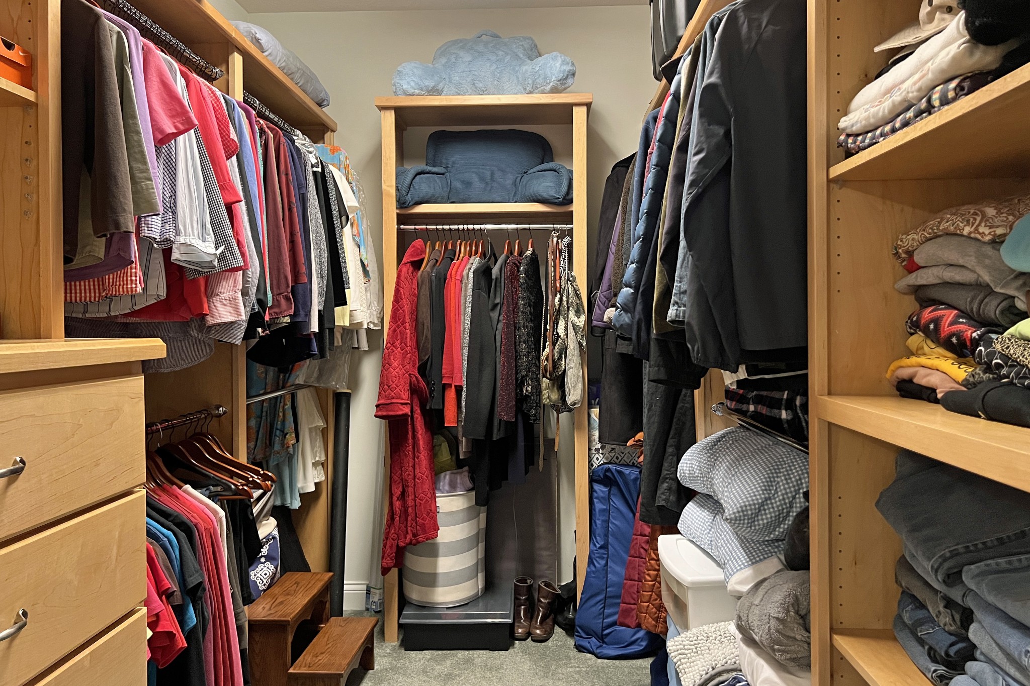 1371 Johns Loop Road Franklin, KY 42134 - Photo 36 of 72 a view of walk in closet with clothes
