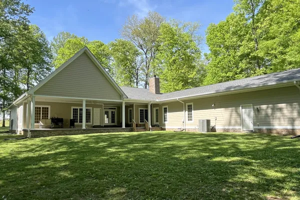 $824,900 | 1371 Johns Loop Road, Franklin, KY 42134