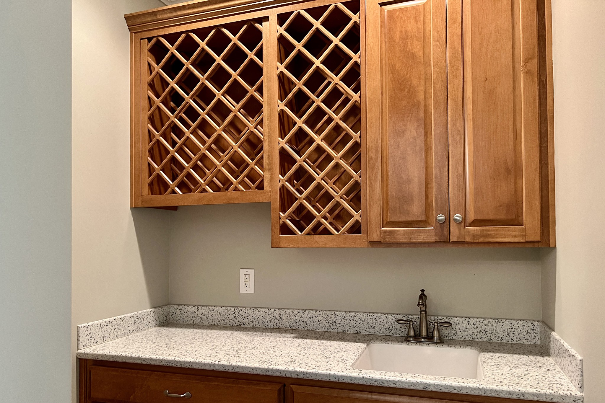 1371 Johns Loop Road Franklin, KY 42134 - Photo 8 of 72 a bathroom with a sink and a mirror