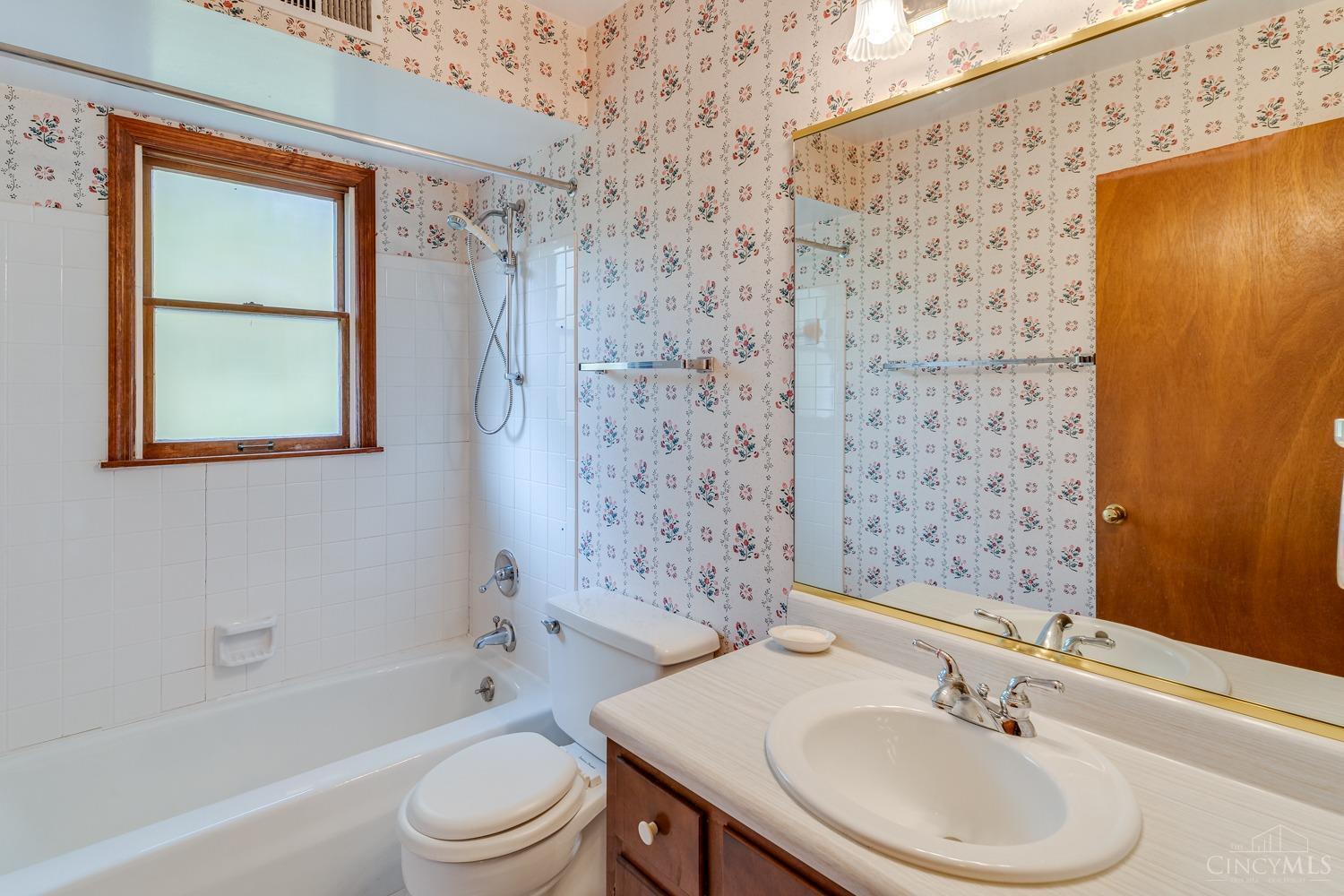 6975 Lawyer Road Cincinnati, OH 45244 - Photo 30 of 38 Gallery Image 30