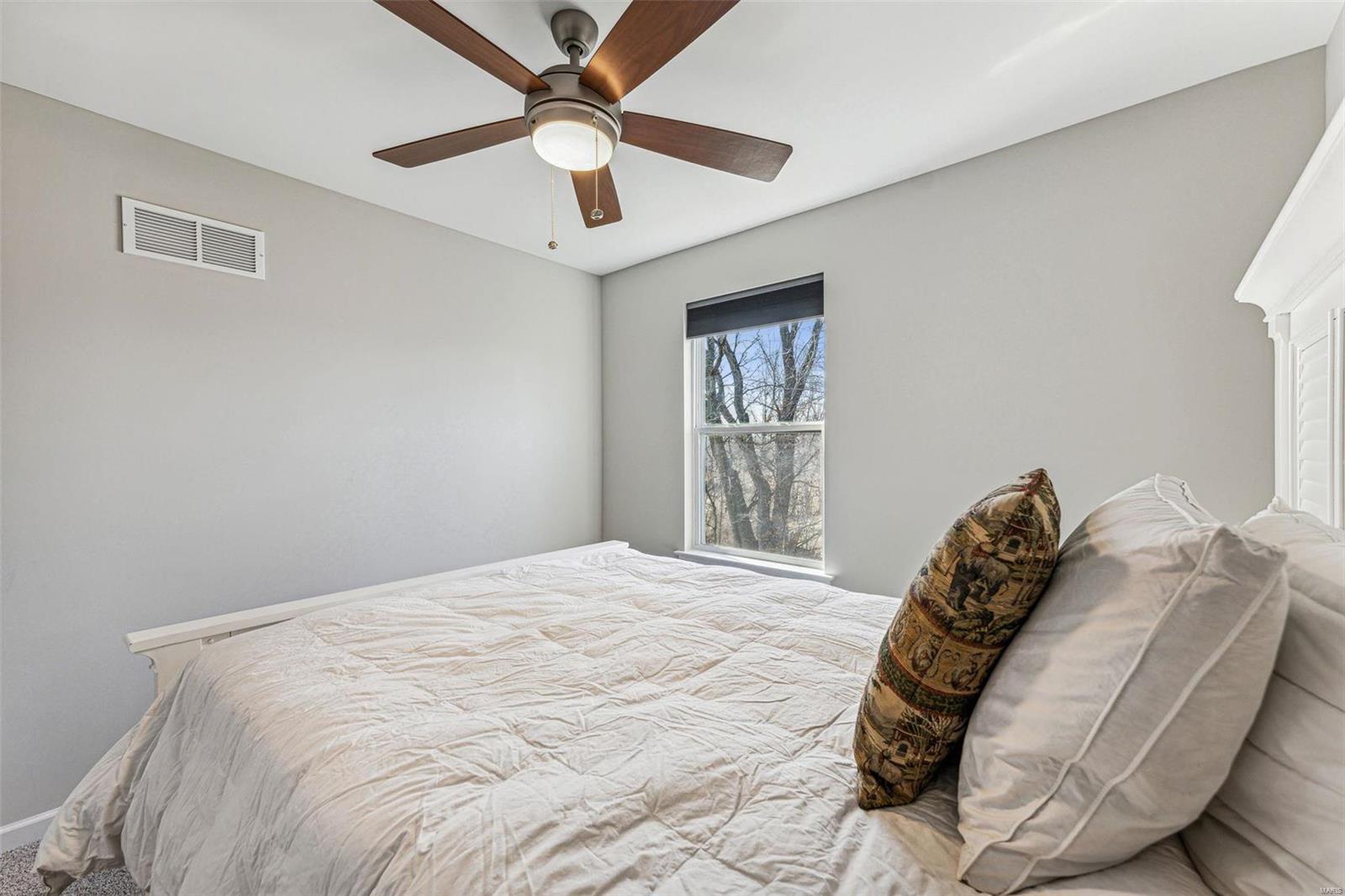 367 Newbridge Way O'Fallon, MO 63368 - Photo 13 of 19