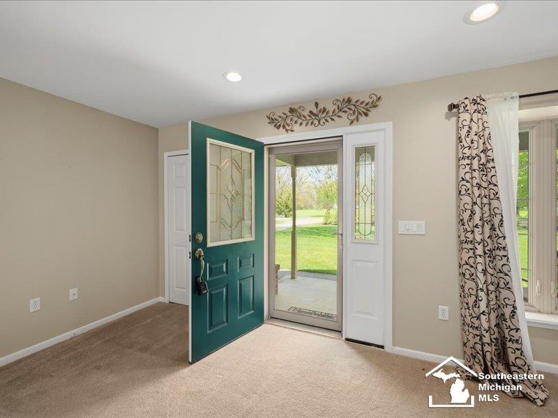 19210 Haggerty Road Belleville, MI 48111 - Photo 6 of 41 50206029-61e1e103-1b01-458b-8aa1-15cd53067f58.JPG