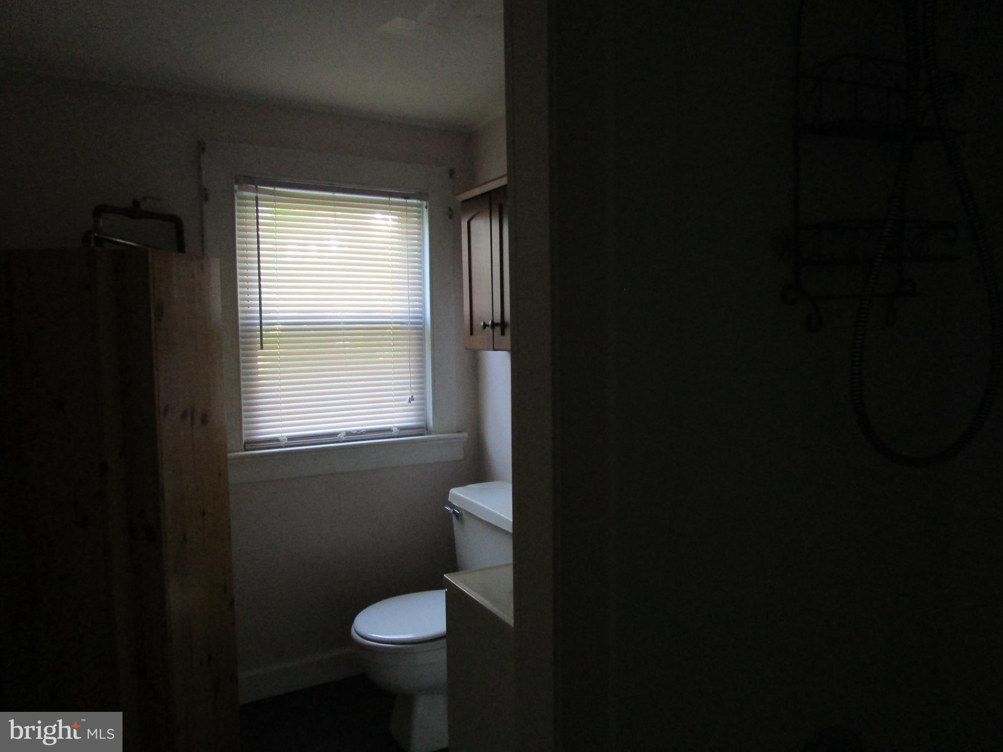 960 Frenchtown Road Elkton, MD 21921 - Photo 5 of 6 BATHROOM