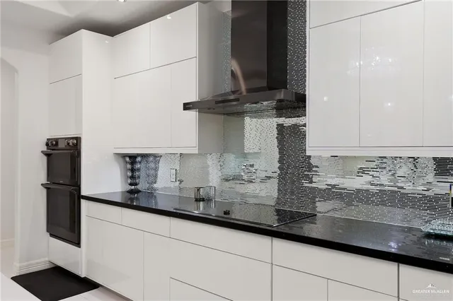 a view of a workspace with furniture