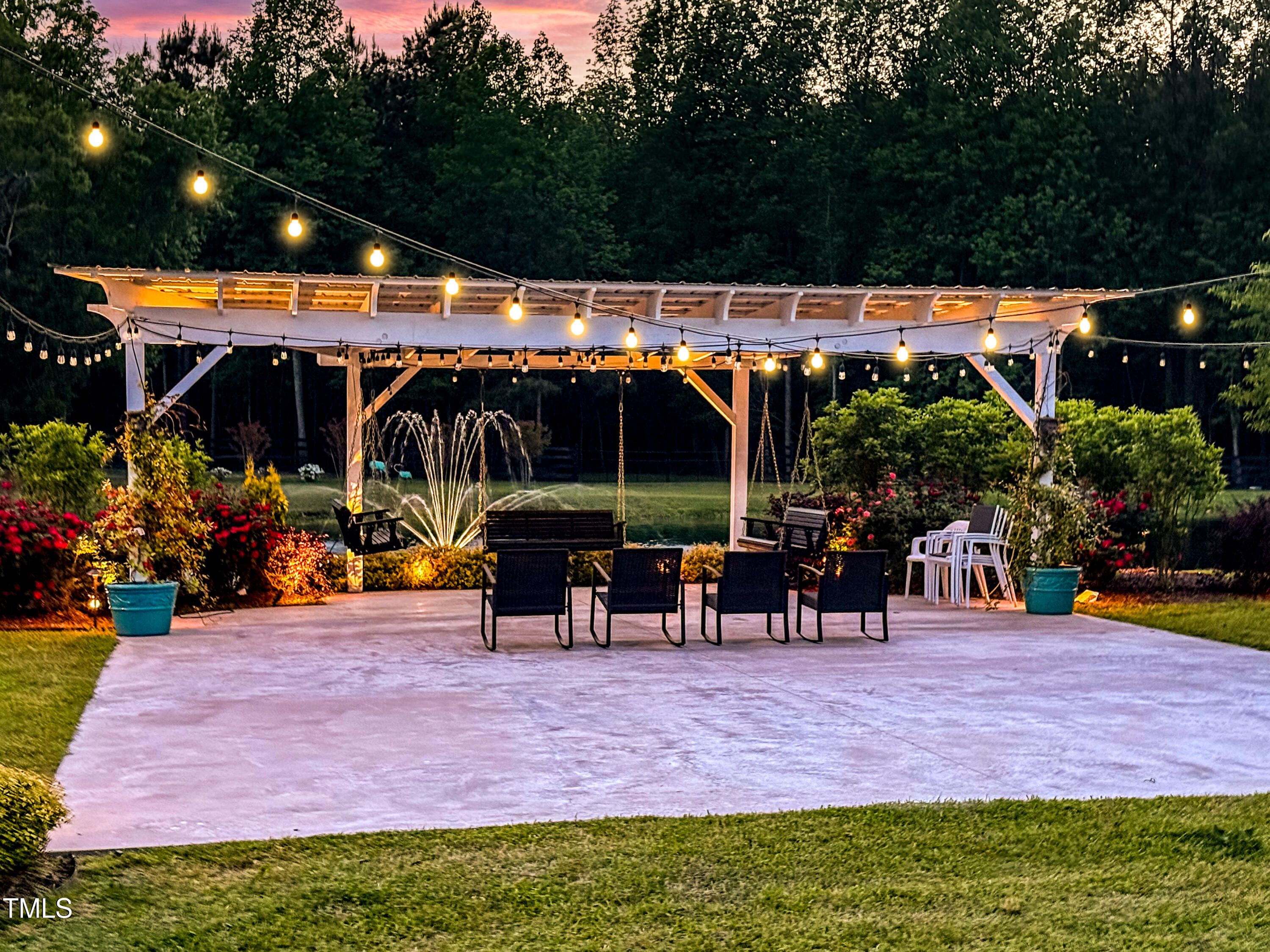 474 East Barefoot Road Newton Grove, NC 28366 - Photo 7 of 63 Waterfront Ceremony Site