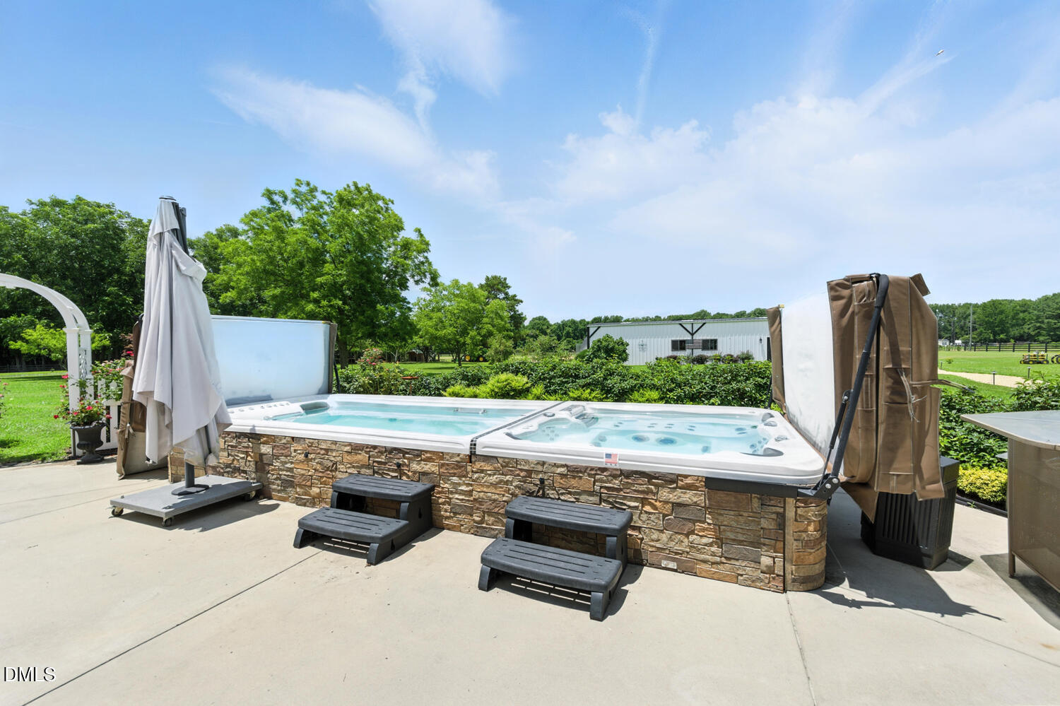 474 East Barefoot Road Newton Grove, NC 28366 - Photo 11 of 63 Dual Hot Tubs