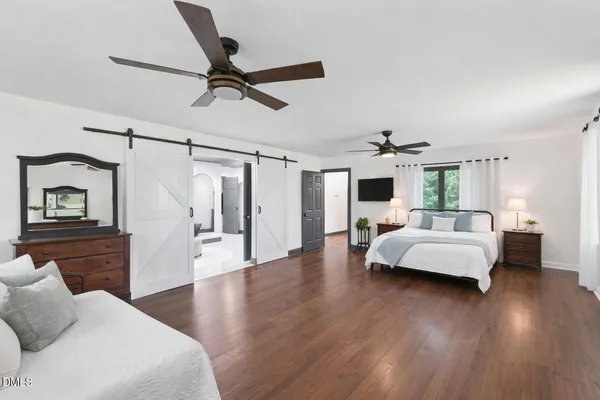 $2,000,000 | 474 East Barefoot Road, Newton Grove, NC 28366