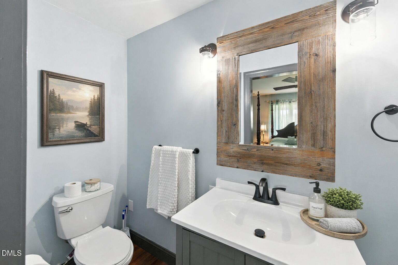 474 East Barefoot Road Newton Grove, NC 28366 - Photo 33 of 63 Bathroom