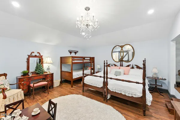 $2,000,000 | 474 East Barefoot Road, Newton Grove, NC 28366