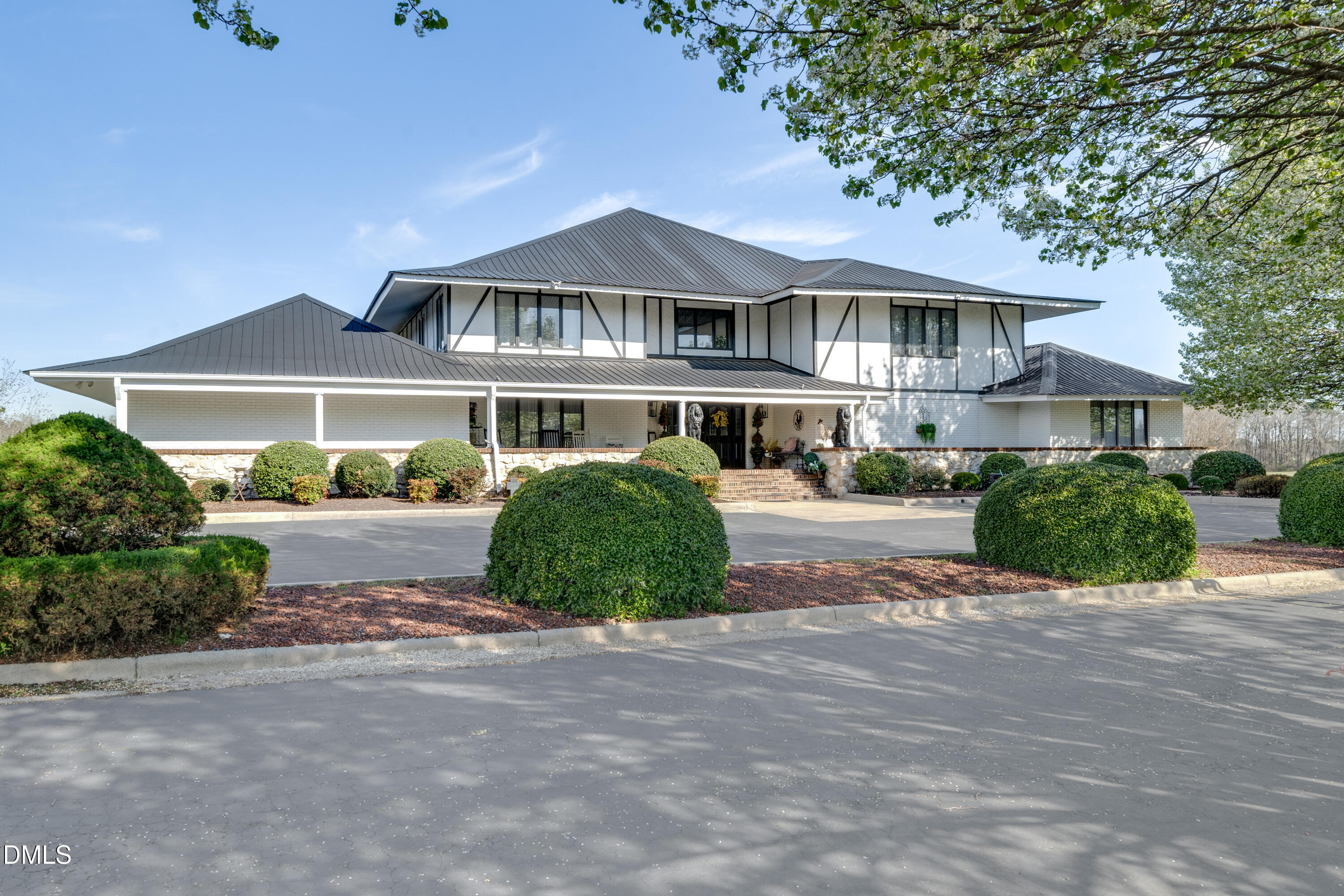 474 East Barefoot Road Newton Grove, NC 28366 - Photo 46 of 63 Boutique Bed and Breakfast?