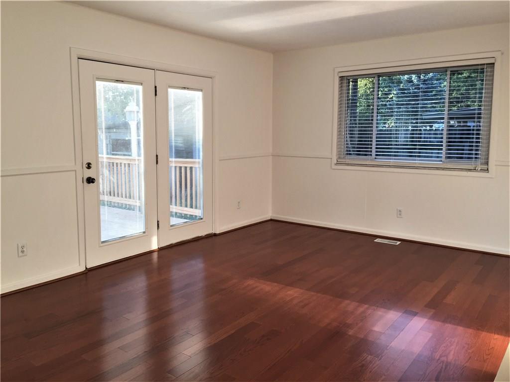 7516 Brehob Road Indianapolis, IN 46217 - Photo 10 of 25 Gallery Image 10