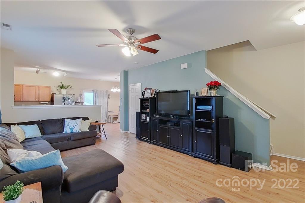 12803 Longstraw Road Charlotte, NC 28227 - Photo 11 of 37 Gallery Image 11