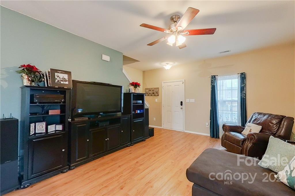 12803 Longstraw Road Charlotte, NC 28227 - Photo 5 of 37 Gallery Image 5