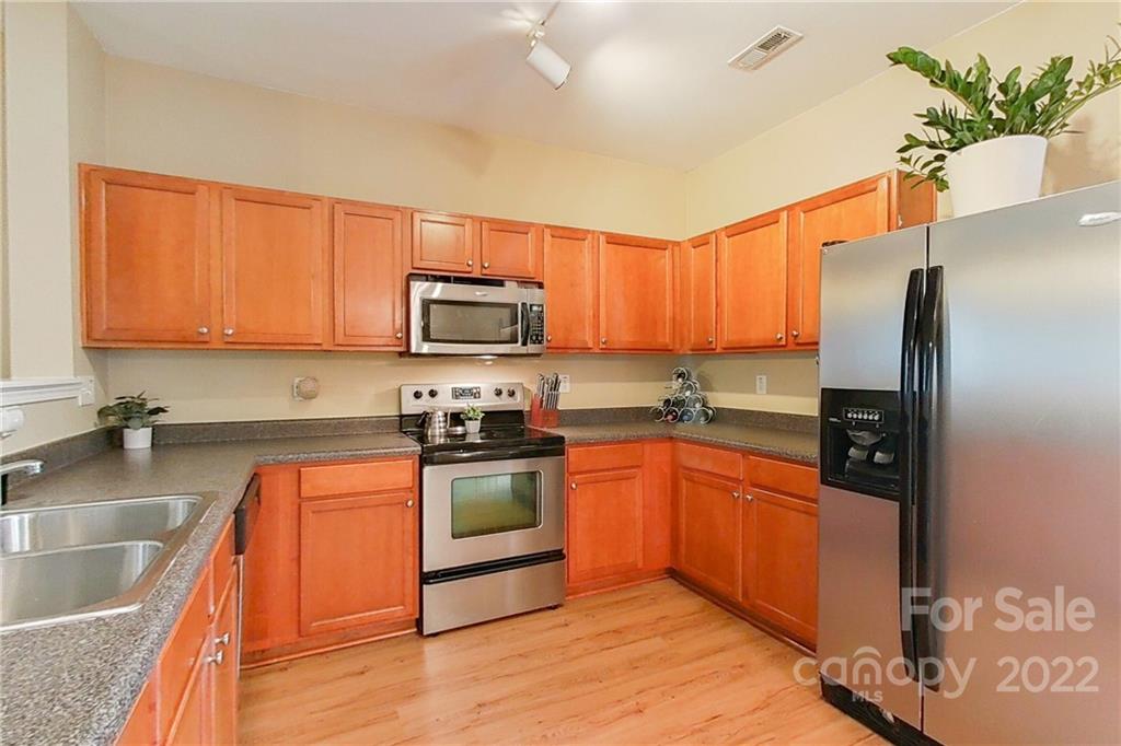 12803 Longstraw Road Charlotte, NC 28227 - Photo 7 of 37 Gallery Image 7