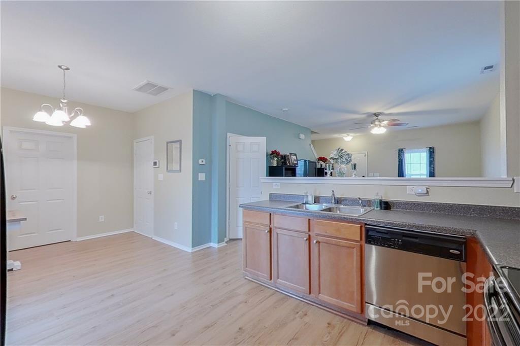 12803 Longstraw Road Charlotte, NC 28227 - Photo 10 of 37 Gallery Image 10