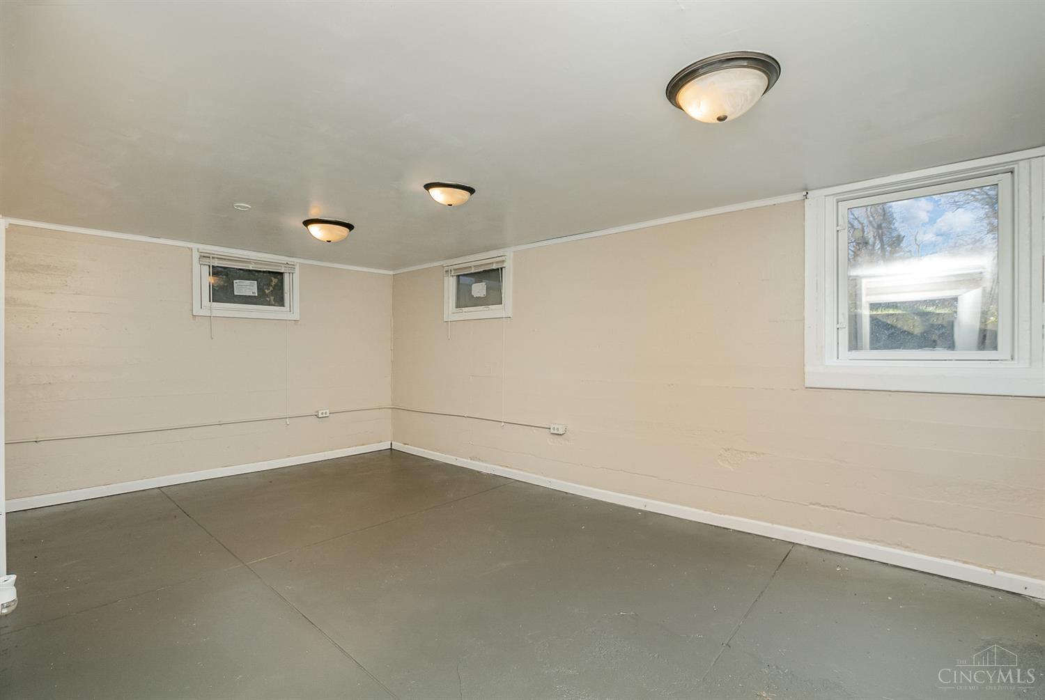 5831 Argus Road Cincinnati, OH 45224 - Photo 11 of 15 Gallery Image 11