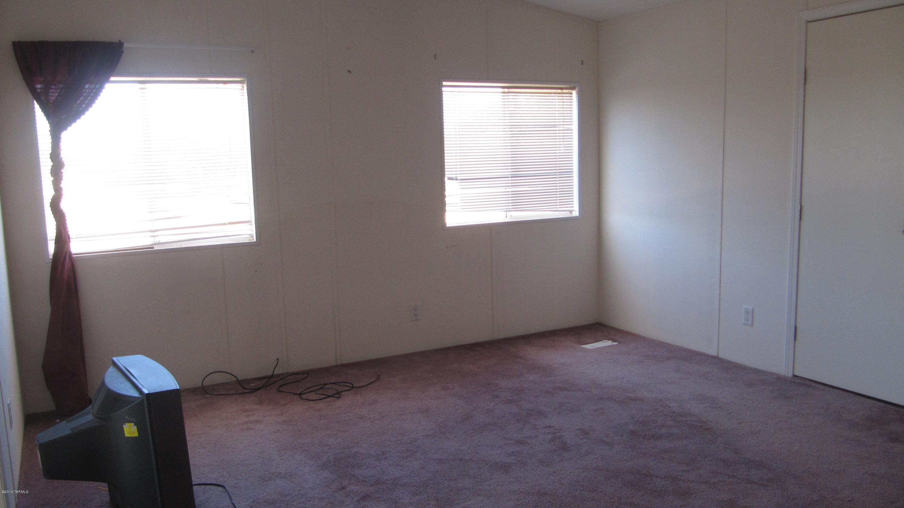 8300 South Marstellar Road Tucson, AZ 85736 - Photo 8 of 26 Gallery Image 8