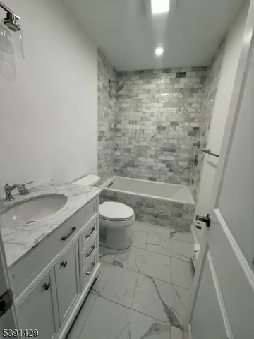 $1,250,000 | 71 Tiffany Drive, East Hanover, NJ 07936