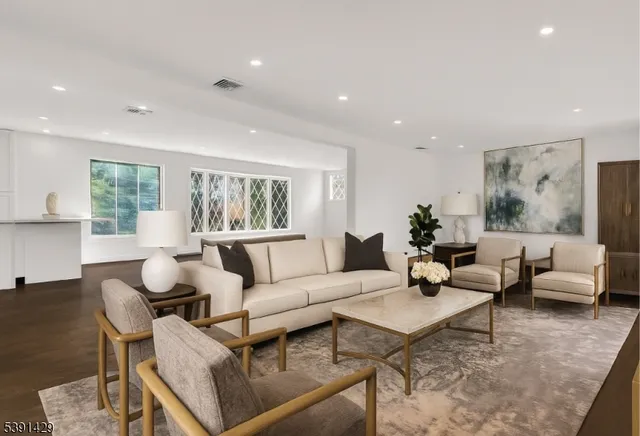 $1,250,000 | 71 Tiffany Drive, East Hanover, NJ 07936