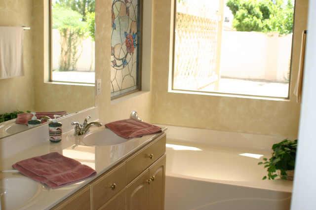 545 East Appaloosa Road Gilbert, AZ 85296 - Photo 5 of 6 Additional Photo