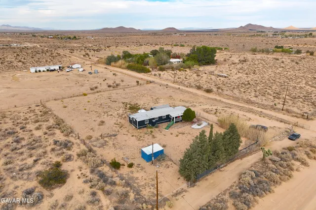 $235,000 | 329 East Trotter Avenue, Mojave, CA 93501