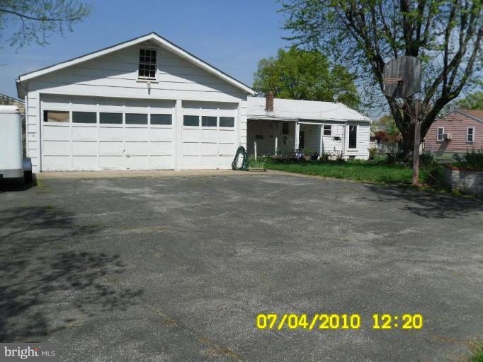 8003 Haas Lane Rosedale, MD 21237 - Photo 8 of 18 Garage will hold 6 cars, loft, running water!!!!!!