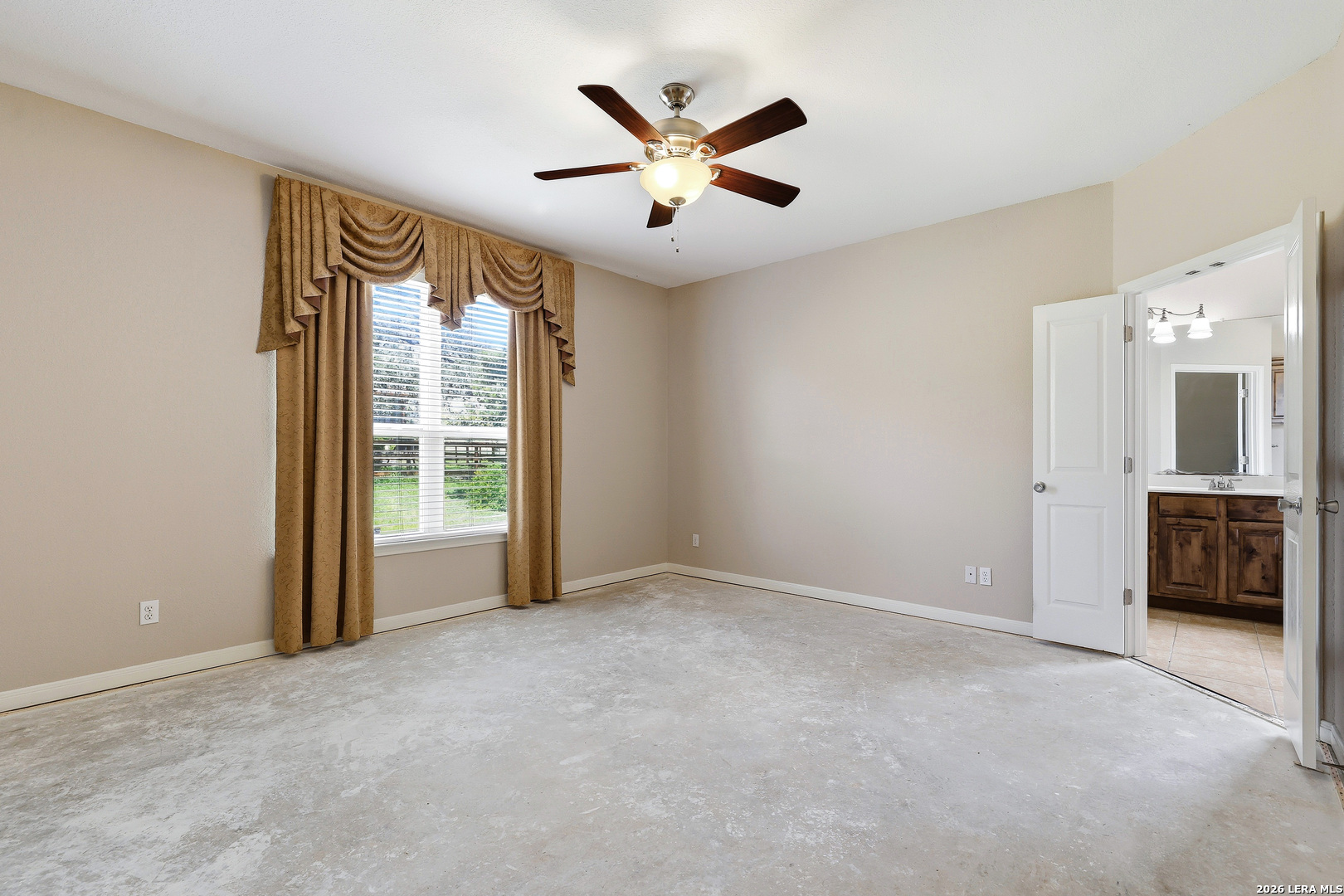 232 Edgewood Circle Bandera, TX 78003 - Photo 16 of 27