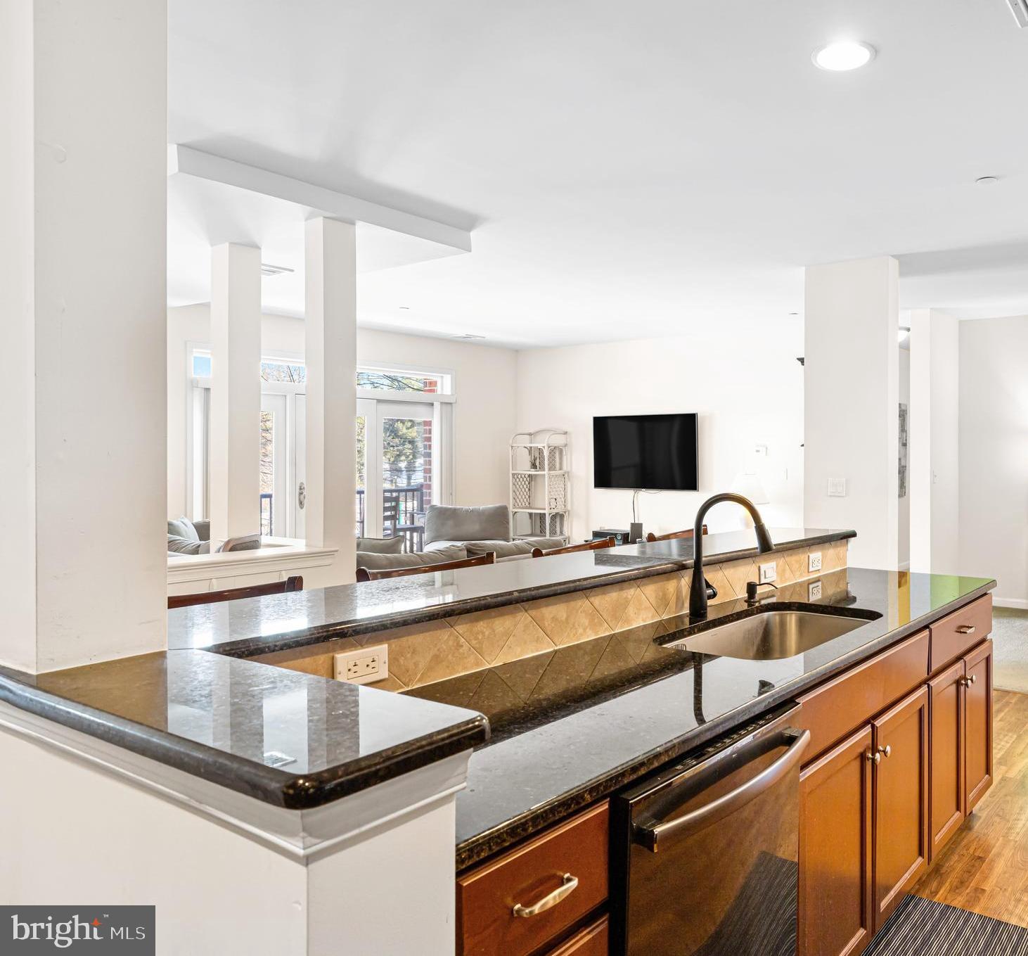 372 Carson Terrace Huntingdon Valley, PA 19006 - Photo 6 of 22