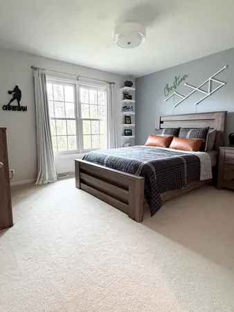 $874,900 | 822 Waters Edge Drive, South Elgin, IL 60177