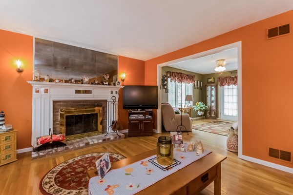 4 Marshview Road Ipswich, MA 01938 - Photo 7 of 30 Gallery Image 7