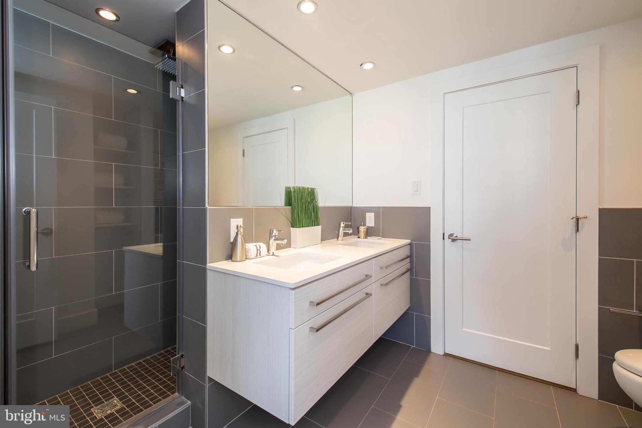 633 West Rittenhouse Street, Unit 2BR Philadelphia, PA 19144 - Photo 4 of 8