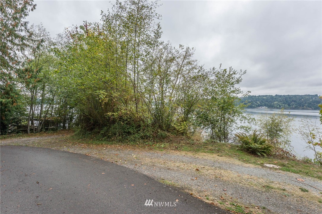 187-xx Sunset Road Southwest Vashon, WA 98070 - Photo 8 of 10 Gallery Image 8