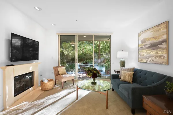 $385,000 | 200 Deer Valley Road, Unit 1C, San Rafael, CA 94903