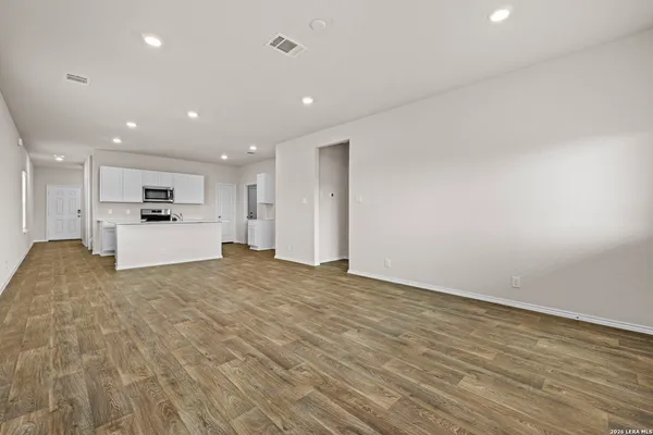 $325,000 | 147 Sabine Gull, San Antonio, TX 78253