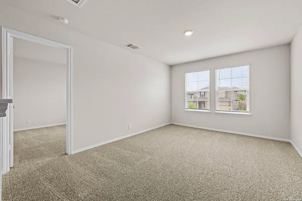 $325,000 | 147 Sabine Gull, San Antonio, TX 78253