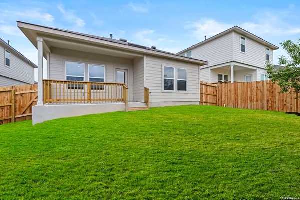 $325,000 | 147 Sabine Gull, San Antonio, TX 78253
