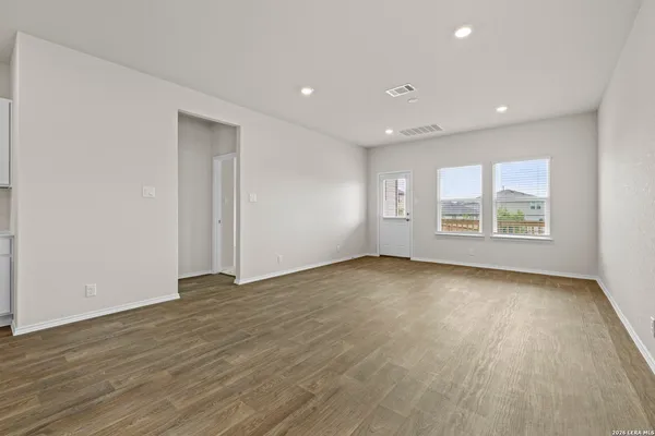 $325,000 | 147 Sabine Gull, San Antonio, TX 78253