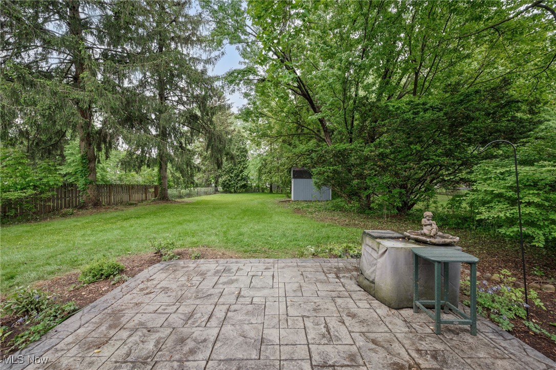 21555 Mastick Road Cleveland, OH 44126 - Photo 31 of 33